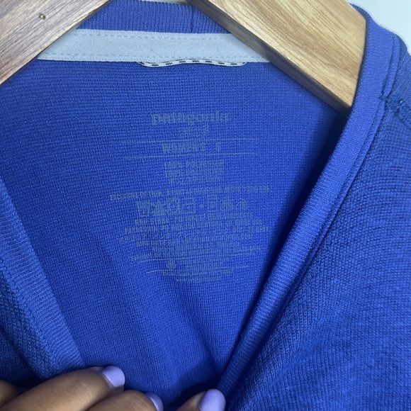 Patagonia women’s blue long sleeve top size S - Picture 4 of 5